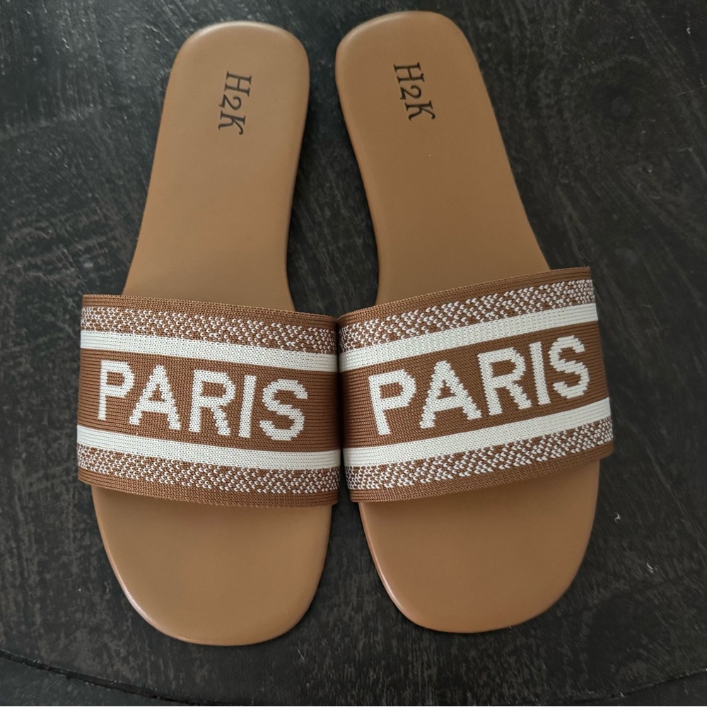 Paris Slides - Picture 3 of 5